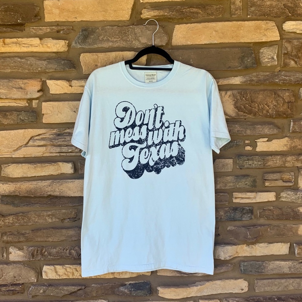⭐️DON’T MESS WITH TEXAS Tee⭐️